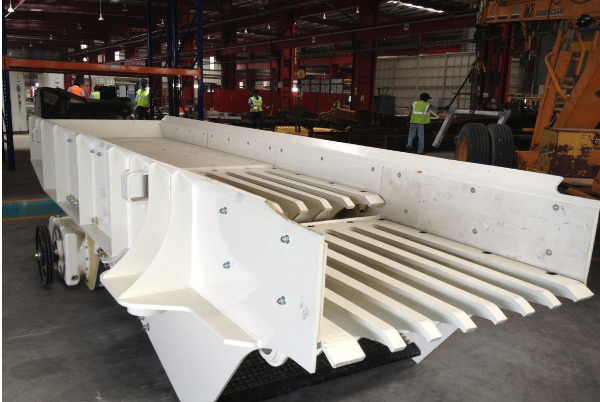2-Deck Scalping Grizzly Feeder Model HPF1325